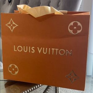 LOUIS VUITTON SMALL shopping tote limited edition